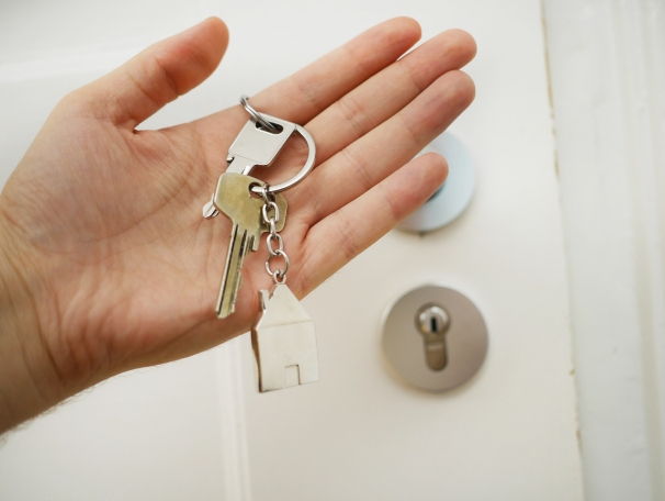 https://WhitneyJ.StopRentingStartOwning.org